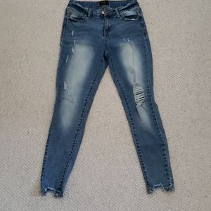 Distressed Skimny Jeans